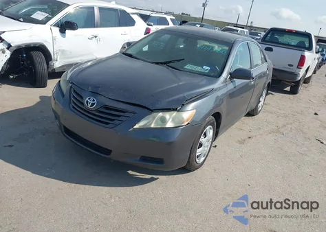 2007 Toyota Camry Le z USA, uszkodzony, nr VIN 4T1BE46K97U013189
